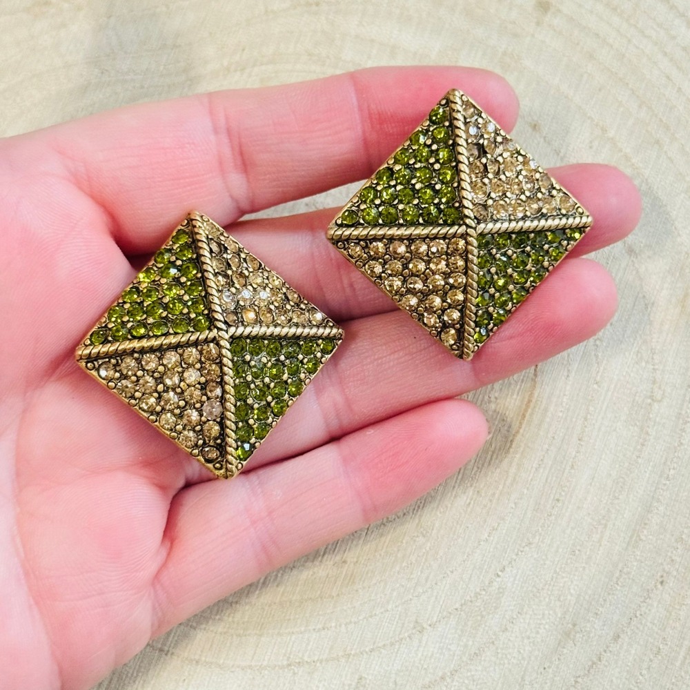 Runway Earrings VTG Matta Gold Tone jeweled Clip dome green 80s square chunky